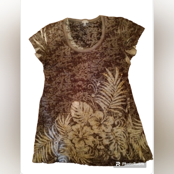 Maurices Tops - Maurices Tropical Gold Bling Tee shirt